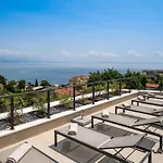 Apartamento Ziza-4 By Interhome